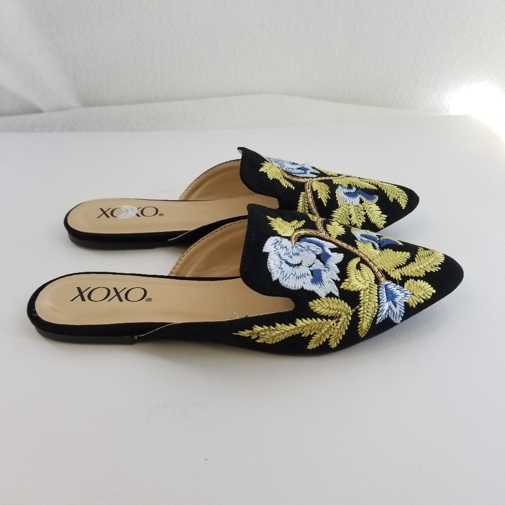 XOXO Marcie Black Embroidered Slip On Flats Sz 7 - Picture 8 of 8